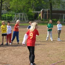 20090423_sporttag_3b_084_360x480.jpg