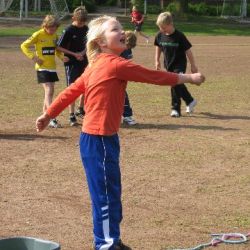 20090423_sporttag_3b_100_360x480.jpg